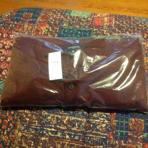 Banana Republic Men's X-Large Burgundy Waffle Knit Henley - New with Tags - Picture 3 of 5